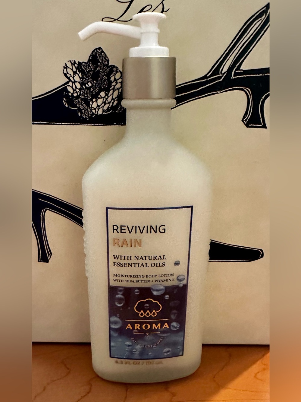 Bath & Body Works Reviving Rain Moisturizer - Cream & Blue Label